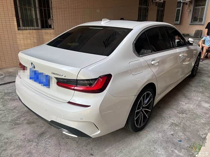 22款宝马325lim运动套装,一手车3万公里,全车原版原漆