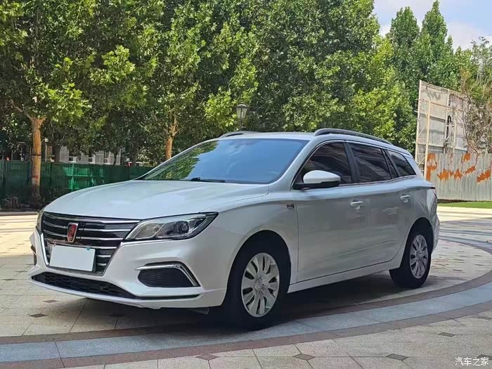 新到18年荣威ei5,305km续航,快慢双充,旅行版轿车