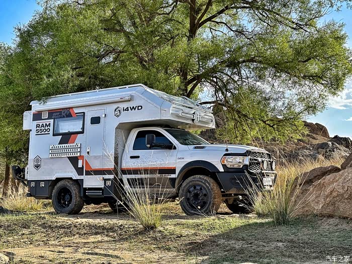 旅美灵域5500u四驱越野房车,外观内饰合集!