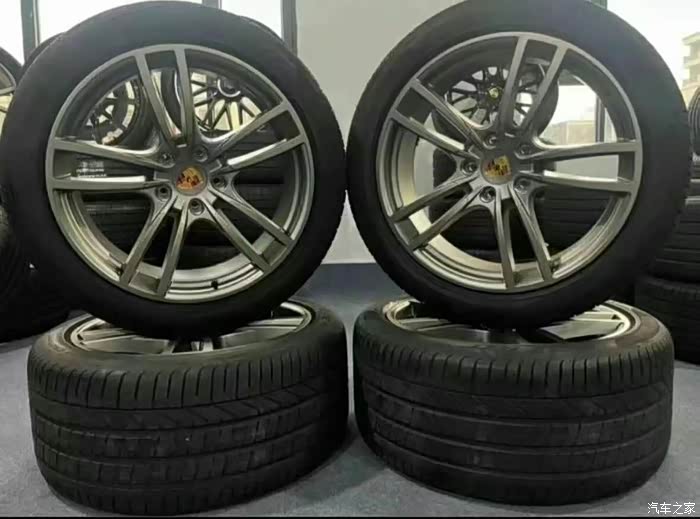 保时捷卡宴原厂轮毂轮胎