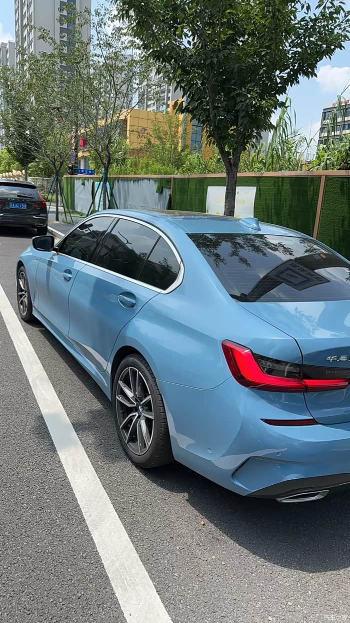 年6月上牌325长运,白外红内,车子自己爱惜用,贴_宝马3系论坛_汽车之家