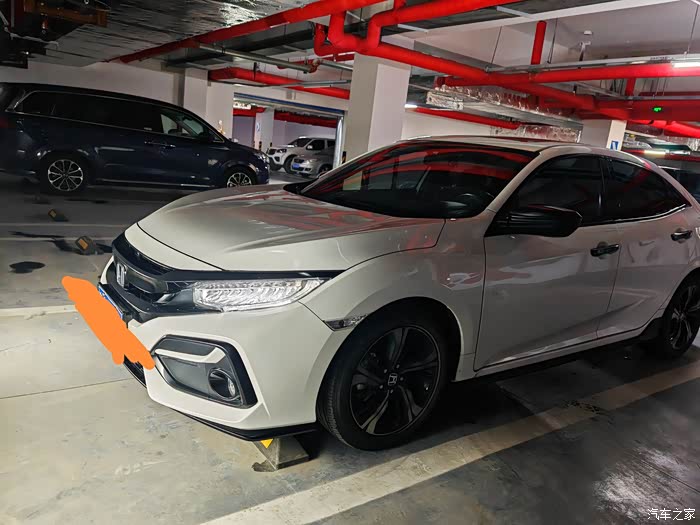 出一台白色两箱思域,2020年11月4.6万公里