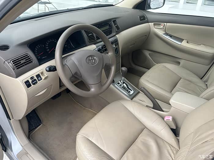 广州出2010款丰田花冠1.6自动档豪华版