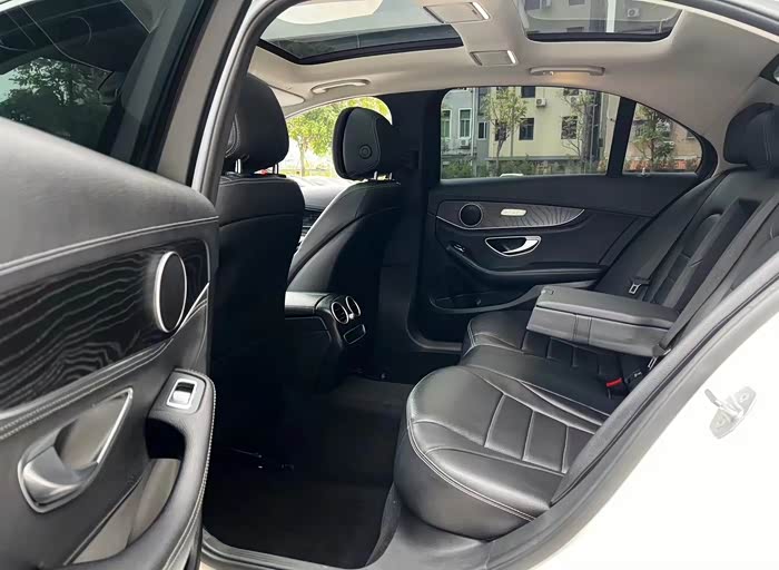 20年奔驰c260l 1.5t 48v轻混 分段式双天窗 全