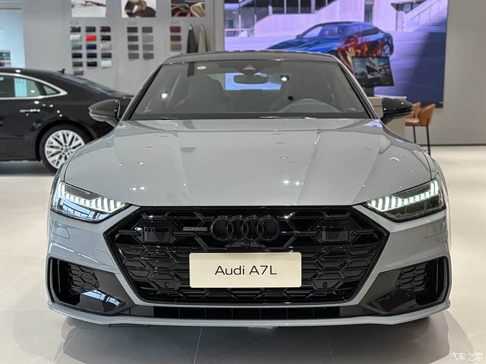奥迪a7l rs竞速版卖到没现车是什么感觉!