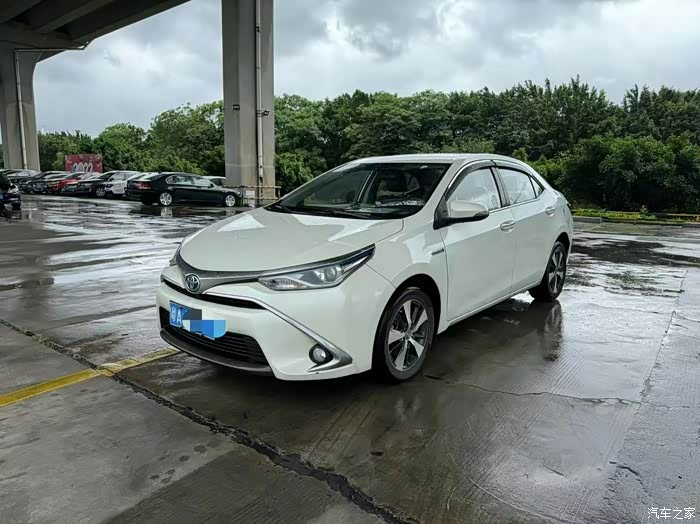 16年8月雷凌双擎,1.8h豪华版