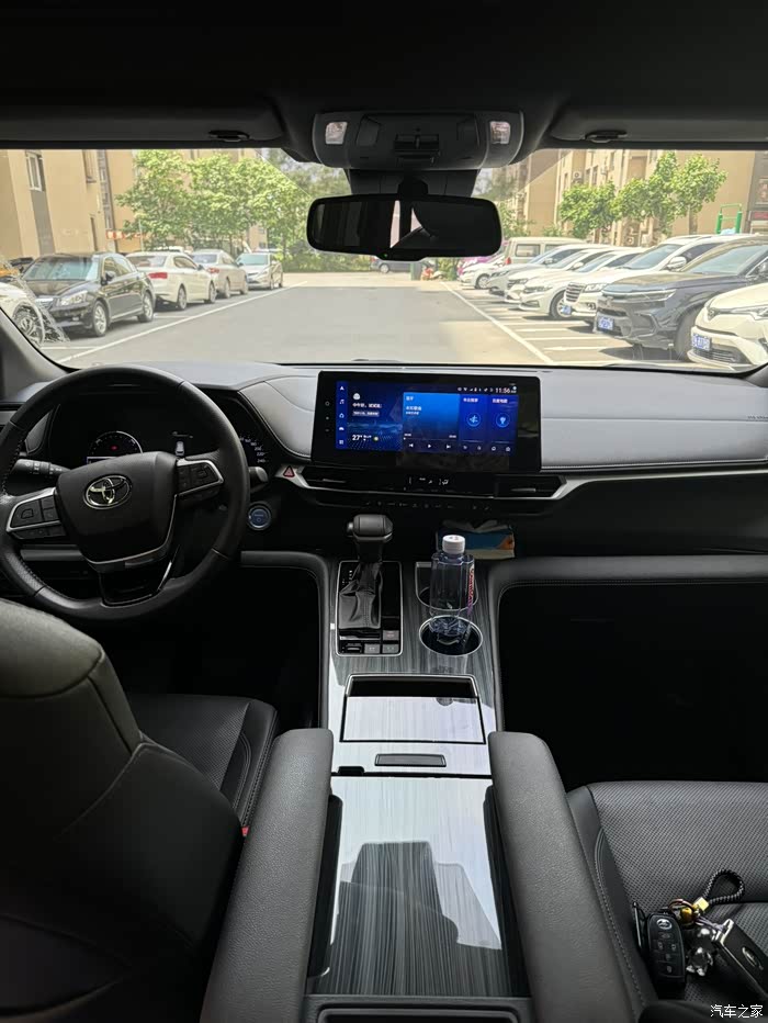 个人出21款塞纳尊贵27.5无刮蹭