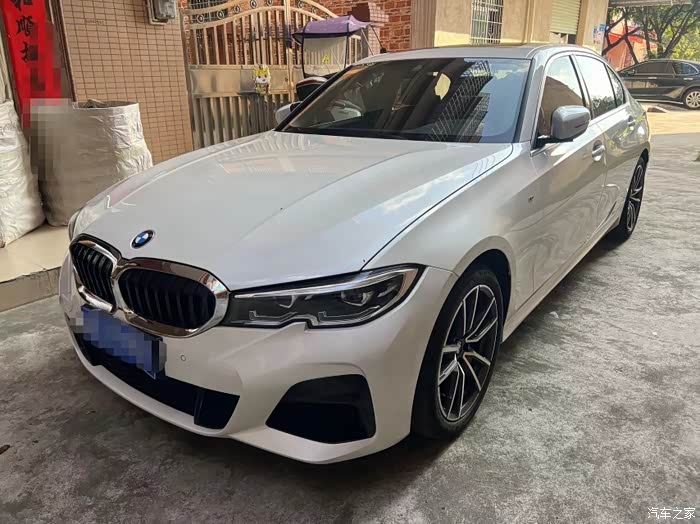 22款宝马325lim运动套装,一手车3万公里,全车原版原漆