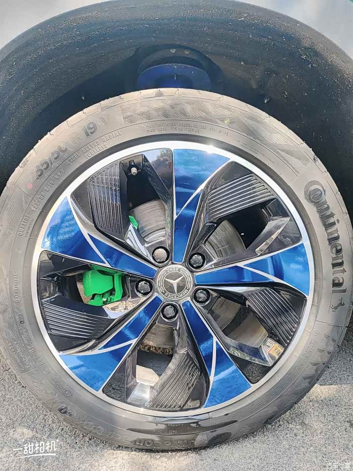 比亚迪宋plus轮毂贴