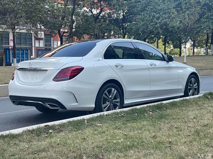 奔驰c200l运动版