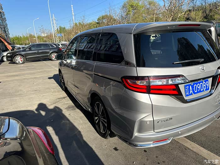 出售自家使用奥德赛尊享版,换了一个前杠,2021年上牌,尊享