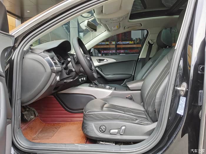 新到18款19年奥迪a6l 2.0t 11万公里 全景天窗