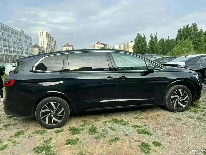 大众威然,380尊驰版,全部现车 可以抵税,可以抵税 24款