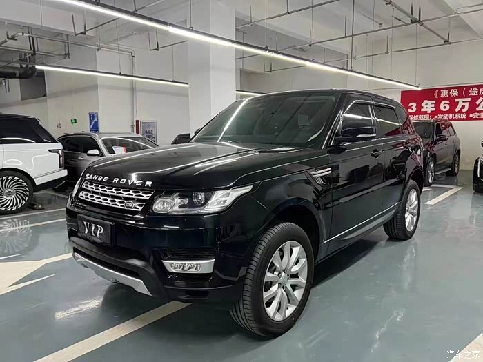 88万 最新到店16年路虎揽胜运动版 3