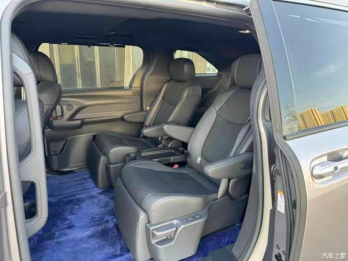 个人出塞纳 21款尊贵