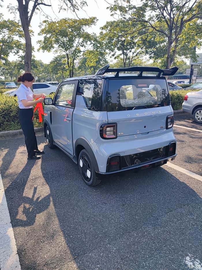 提车成功,全款落地5万,报废了原来的油车