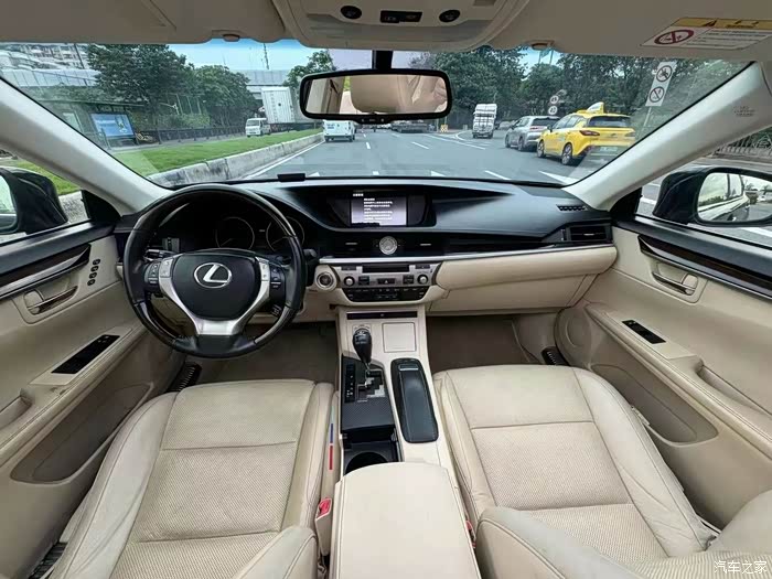 14年1月雷克萨斯es250,2.5l精英版,10.58