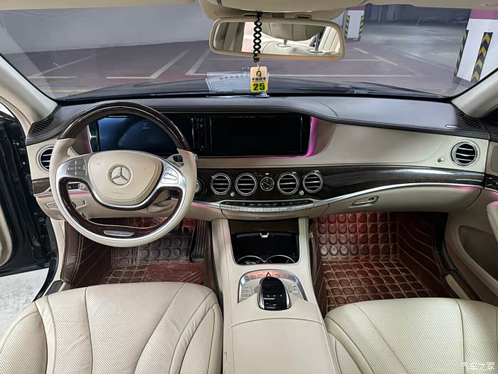 奔驰s320豪华,个人一手,16年,精品车况,特价31.8得