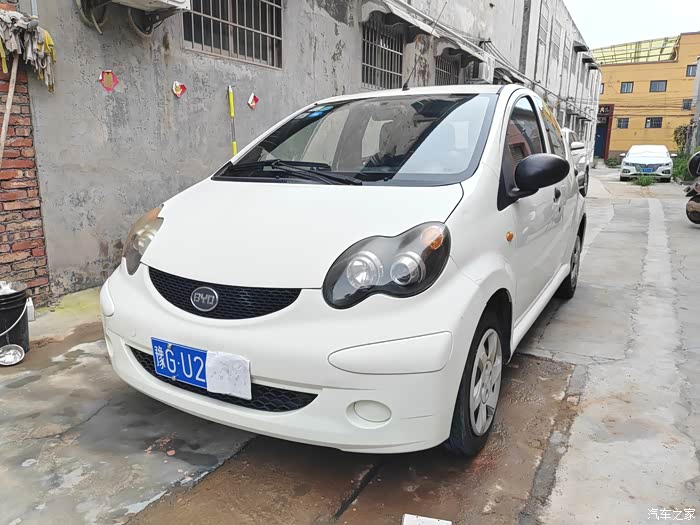 比亚迪f0 便宜出售咯