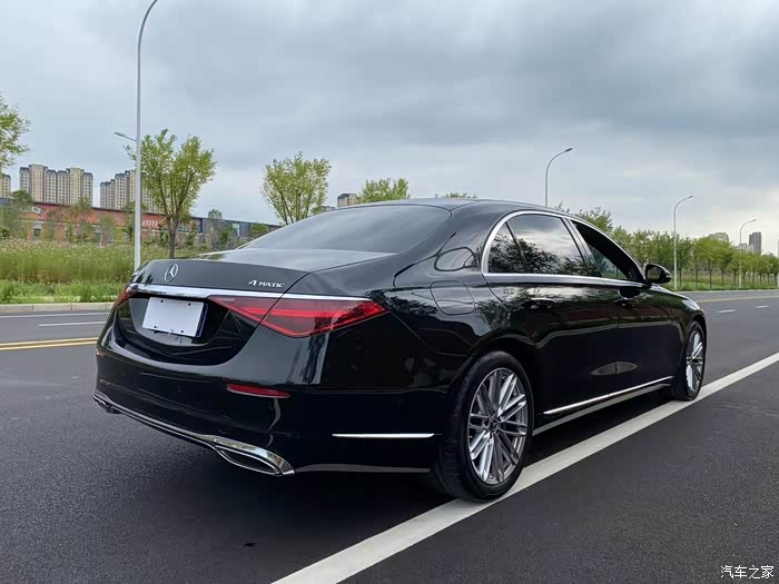 最新到店 22年奔驰s450l 全车原版原漆带车衣 3万公里