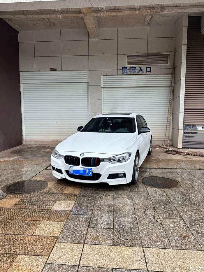 19年3月宝马320im运动,6.6万公里,车况原版原漆 内