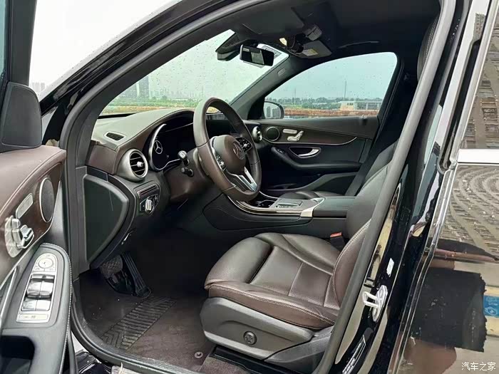 【图】新到 21年21款奔驰glc260l四驱豪华加长版 配备全液_奔驰glc