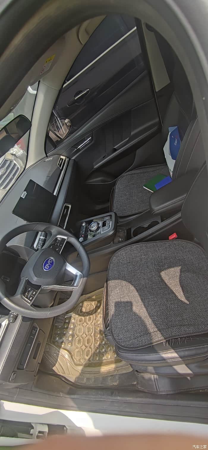 22年11月比亚迪e3续航400公里可家用可上网约车