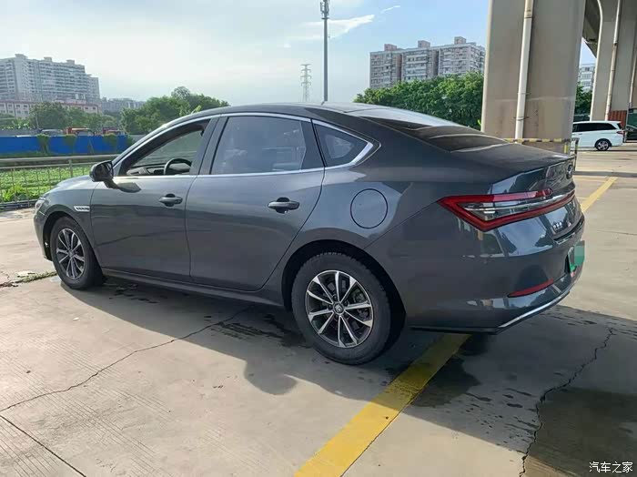 2019年8月比亚迪秦pro,1.5t混动