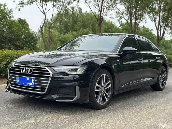 21年21款奥迪a6l 40动感 翻毛皮内饰 全车原版 查博