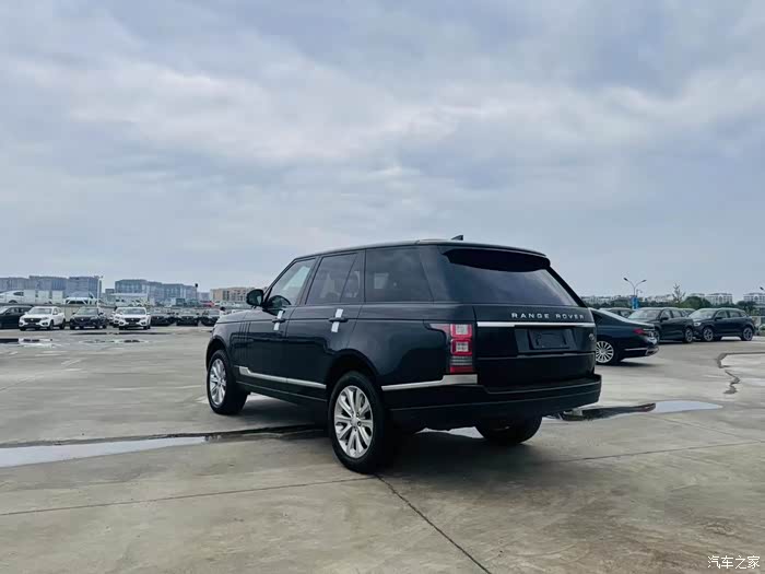 19年路虎揽胜3.0t汽油版 实表4万多公里 带查博士s级检