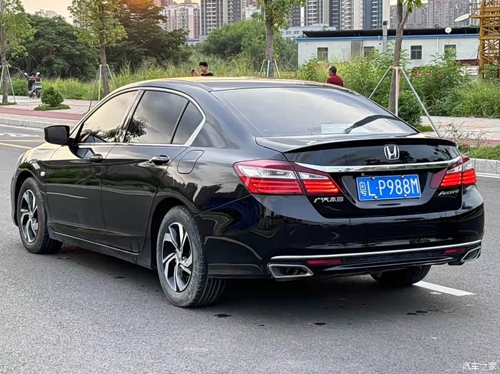 最新到店2018年本田九代半雅阁,2.0舒适版,行驶8万多公