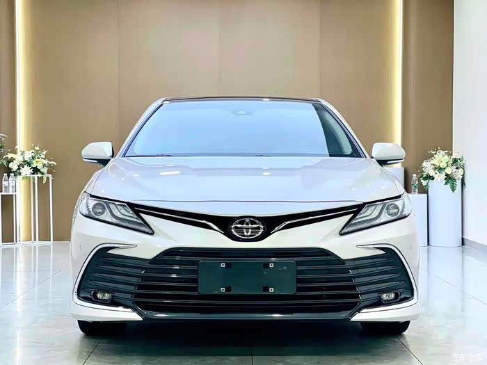 丰田凯美瑞 2.5g 豪华版 21年8月上牌,4万公里,原版