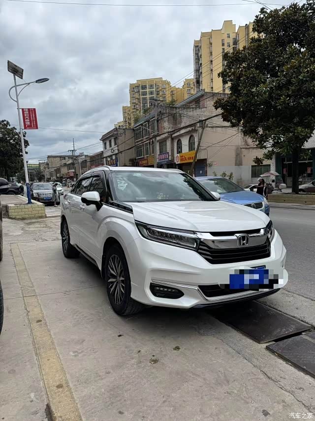 2021年本田冠道2.0t四驱,全顶天窗,车况好