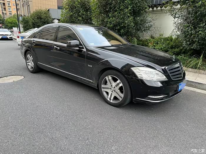 奔驰·s600l,10年8月上牌, 实表20万公里,车况精品