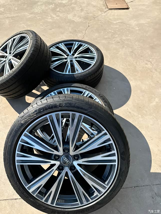 【图】a6l原厂20寸轮毂带轮胎_奥迪a6l/a6(进口)论坛_汽车之家论坛