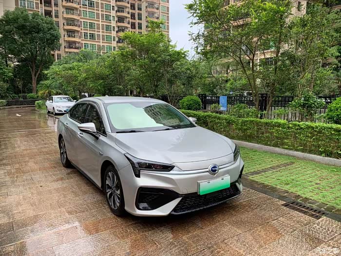 2020年埃安s 魅630 指导价15.98万 现二手价格很