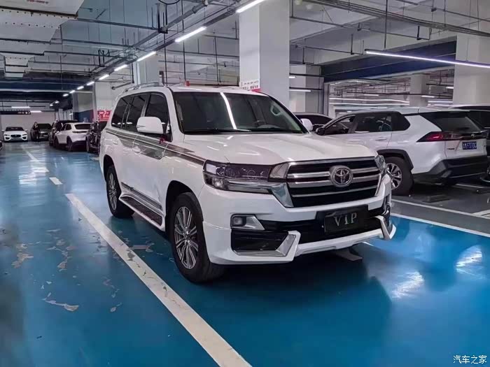 出售16款酷路泽4000 中东5座丐 全车一件补漆 全车车衣