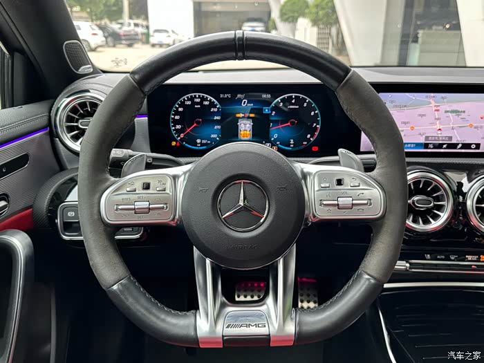 21年 奔驰 amg a45 4matic  2.21万公里