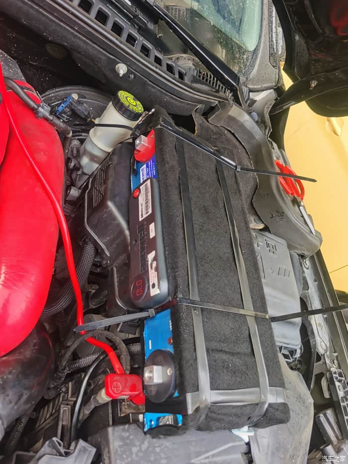 超级法拉电容装车 音响效果提升了五个档次 空调也冻死人了 按