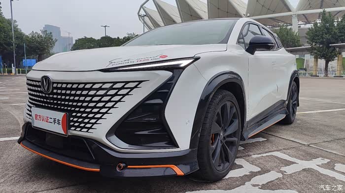 2021年长安uni-t旗舰版!1.5排量一手极品,原版原漆