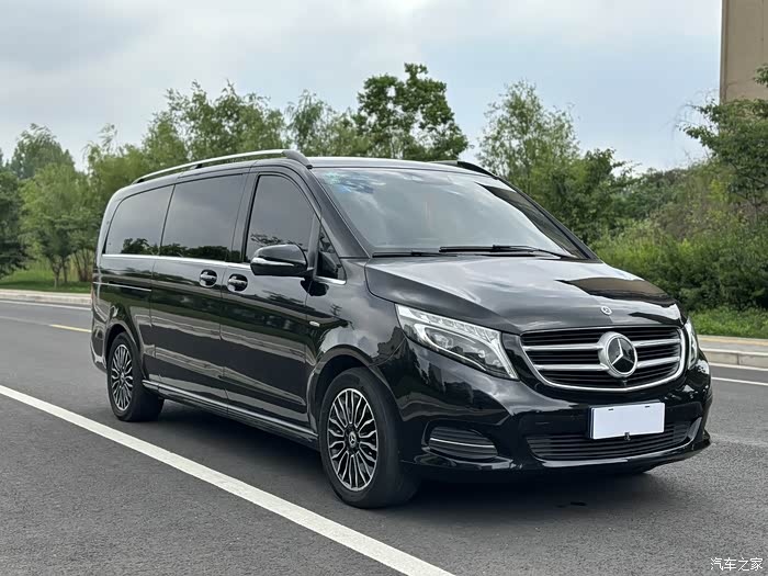 19 年奔驰 v260l 尊贵加长版 全车原版