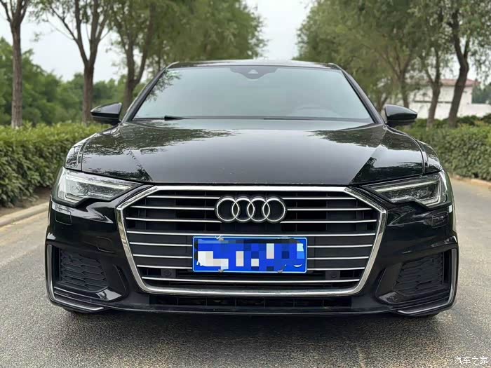 21年21款奥迪a6l 40动感 翻毛皮内饰 全车原版 查博