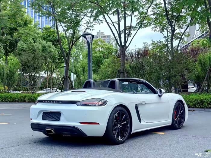 【图】新到20年718敞篷boxster ,选装19寸轮毂,sc,_保时捷718论坛
