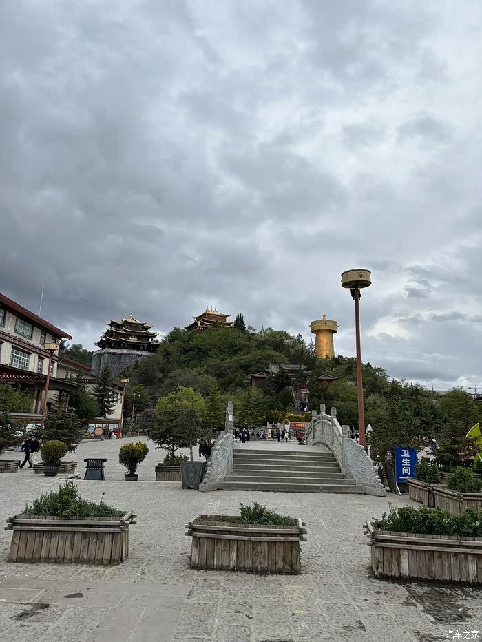 摩旅西藏,第一天昆明-香格里拉