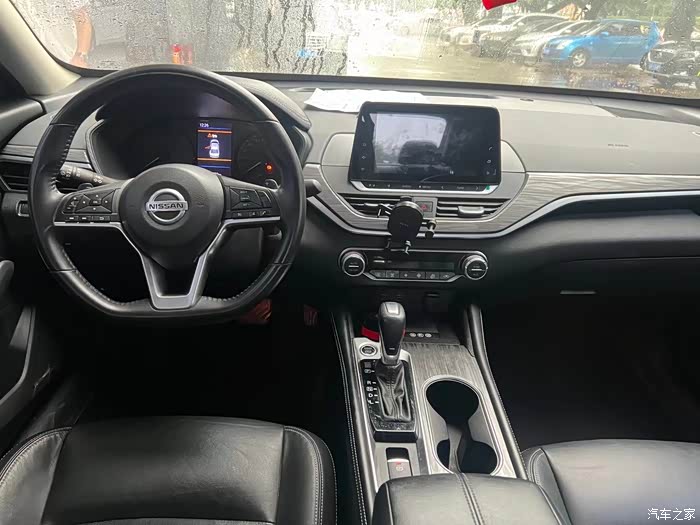 0t日产天籁智进版,一手精品,实表4.6万公