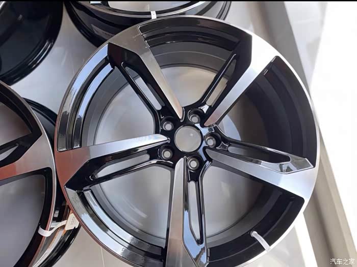 20寸奥迪a7q7刀锋轮毂rs7数据一套