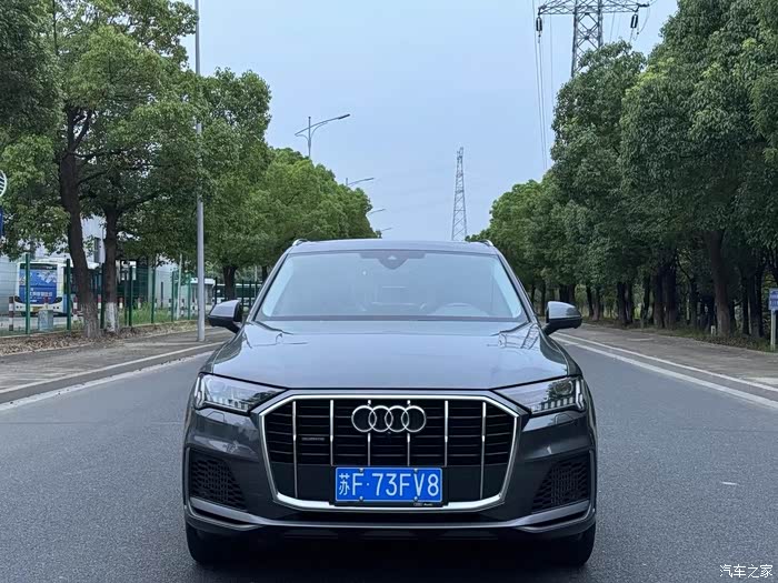 21年奥迪q7,2021款 55 tfsi quattro