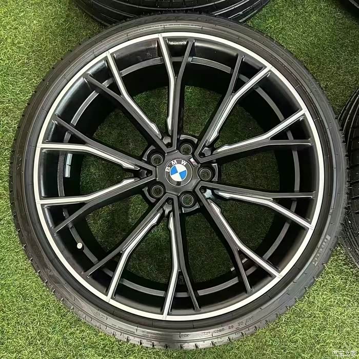 宝马5系升级原厂20寸轮毂