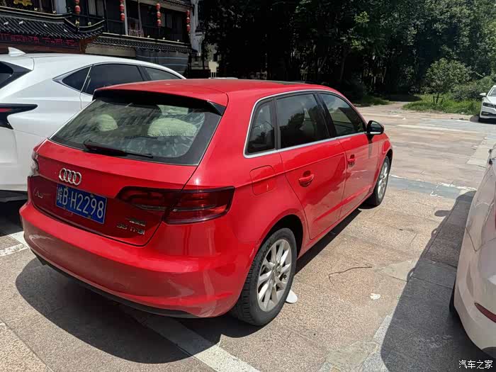 【图】路上见多了黑色车,再看红色a3还挺吸引人_奥迪a3论坛_汽车之家