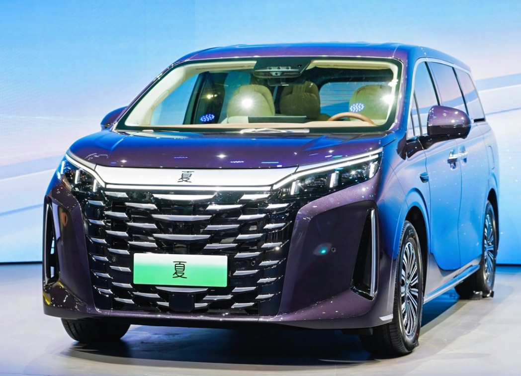 比亚迪夏这个内饰和空间,30w级又多了一个选择